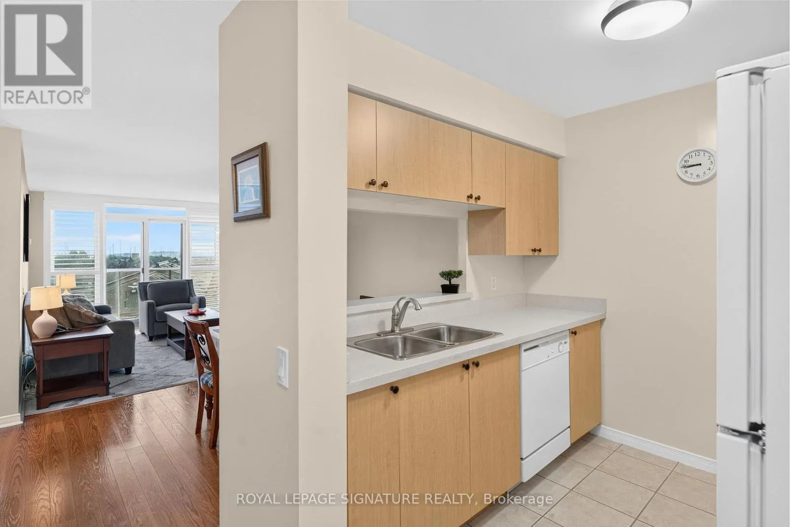 610 - 1200 THE ESPLANADE ROAD N