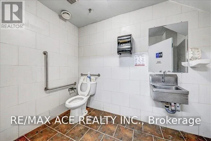12 - 2691 MARKHAM ROAD