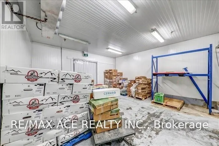 12 - 2691 MARKHAM ROAD