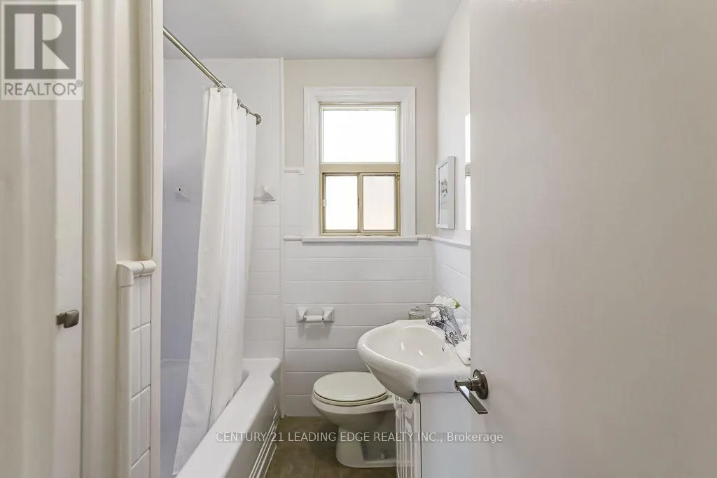 26 MCGREGOR ROAD