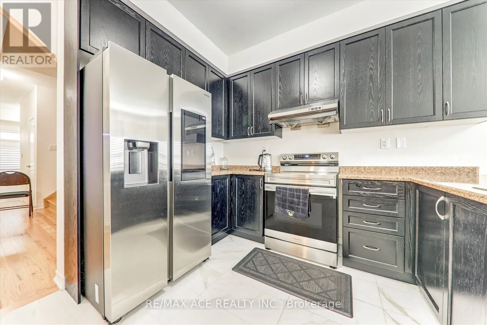 1152 SKYRIDGE BOULEVARD