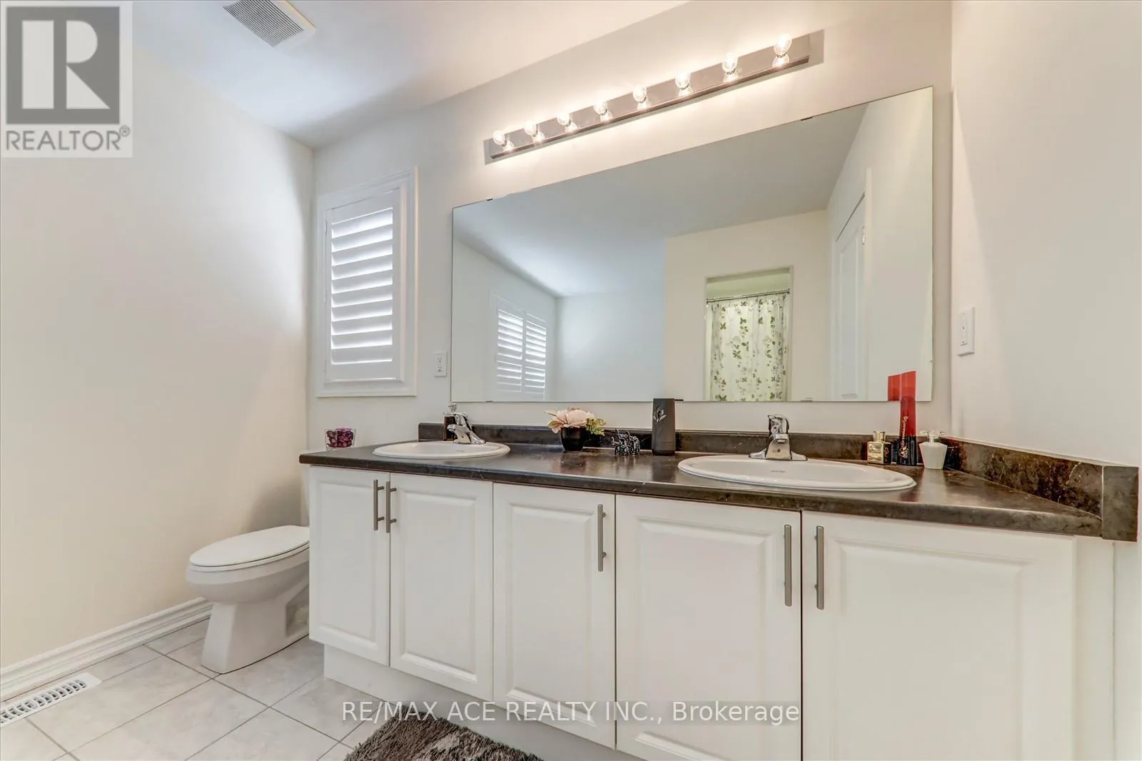 1152 SKYRIDGE BOULEVARD
