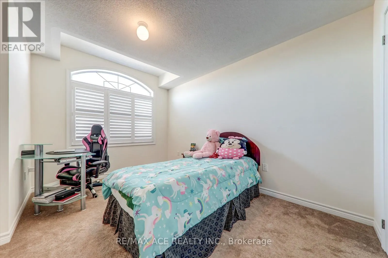 1152 SKYRIDGE BOULEVARD