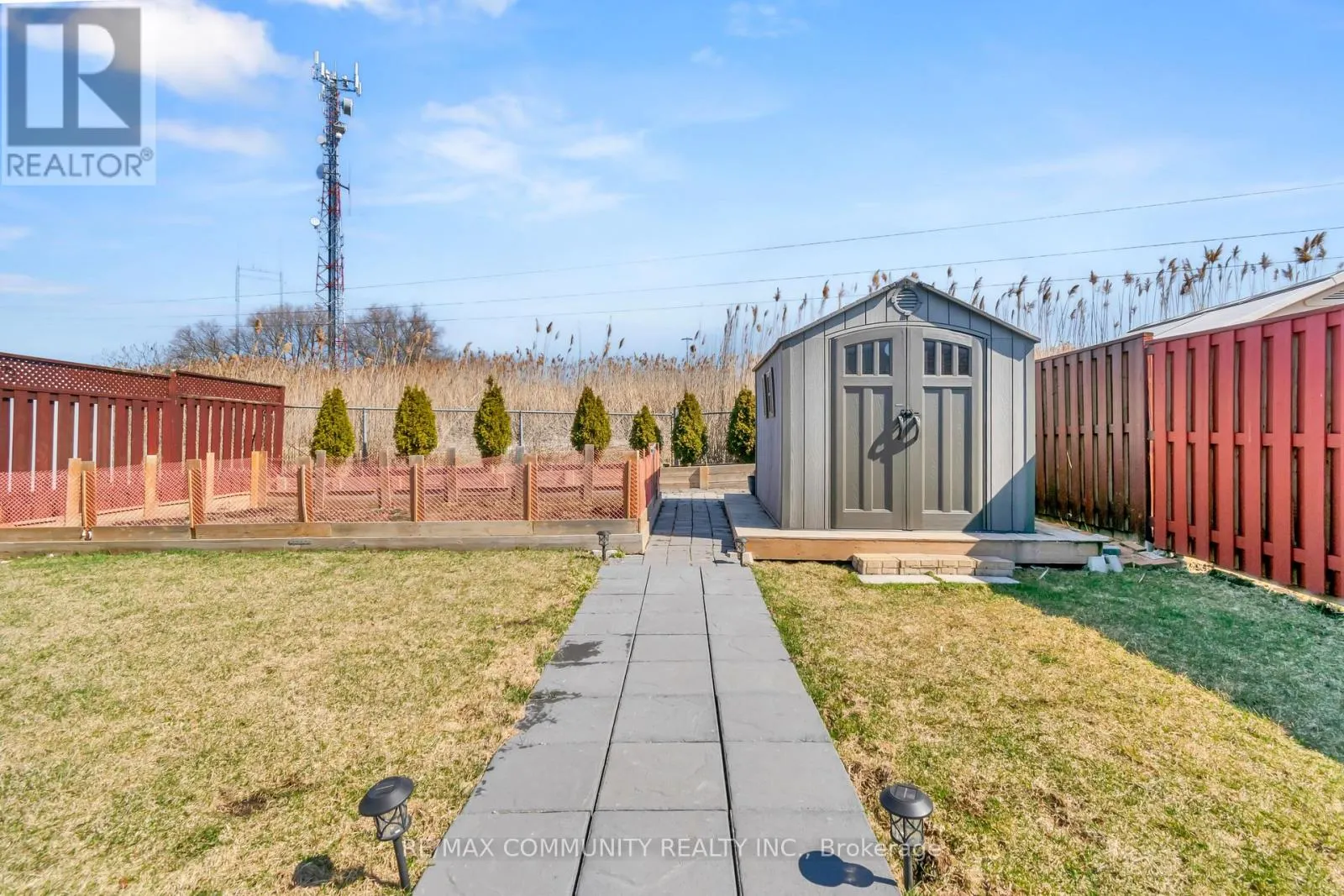 1376 TROWBRIDGE DRIVE