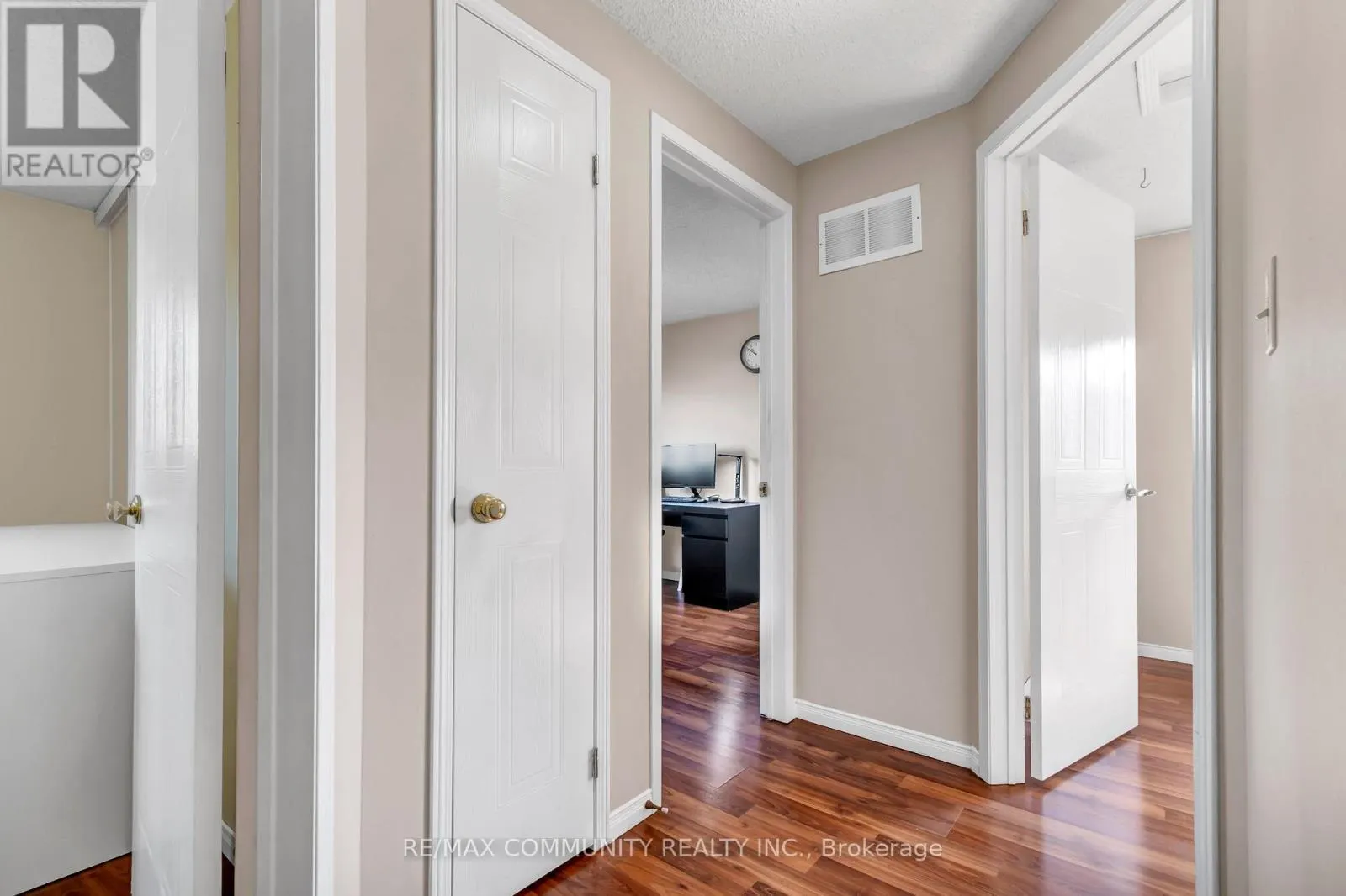 1376 TROWBRIDGE DRIVE