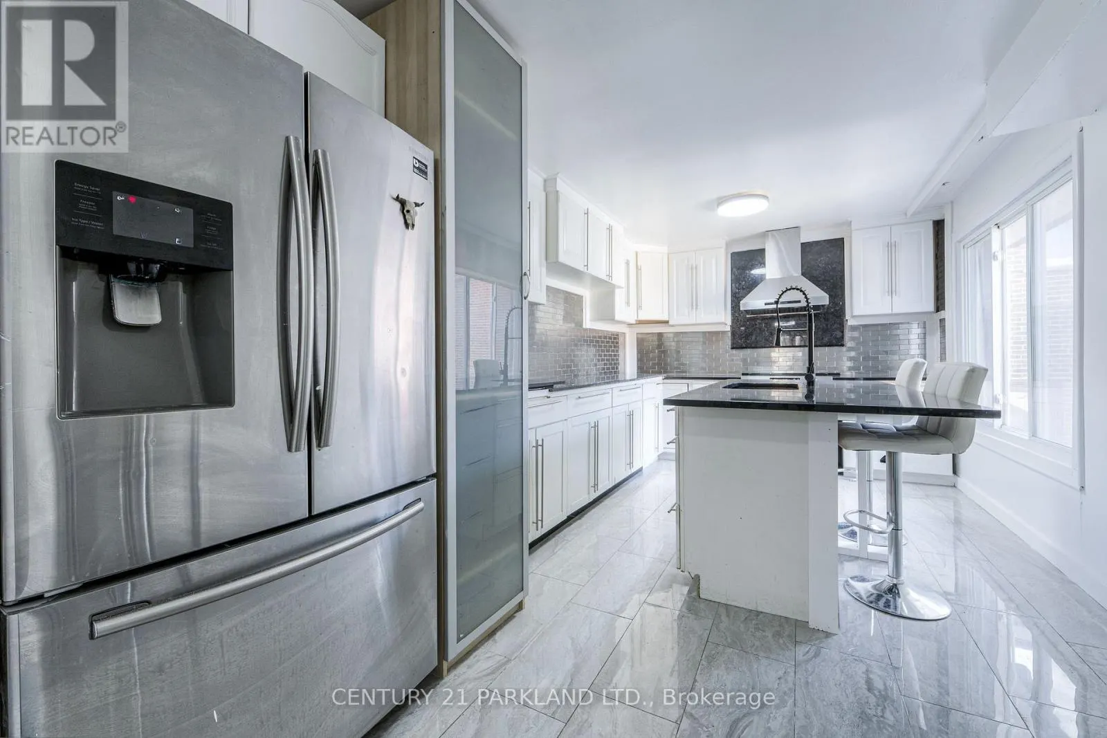 22 GATESVIEW AVENUE