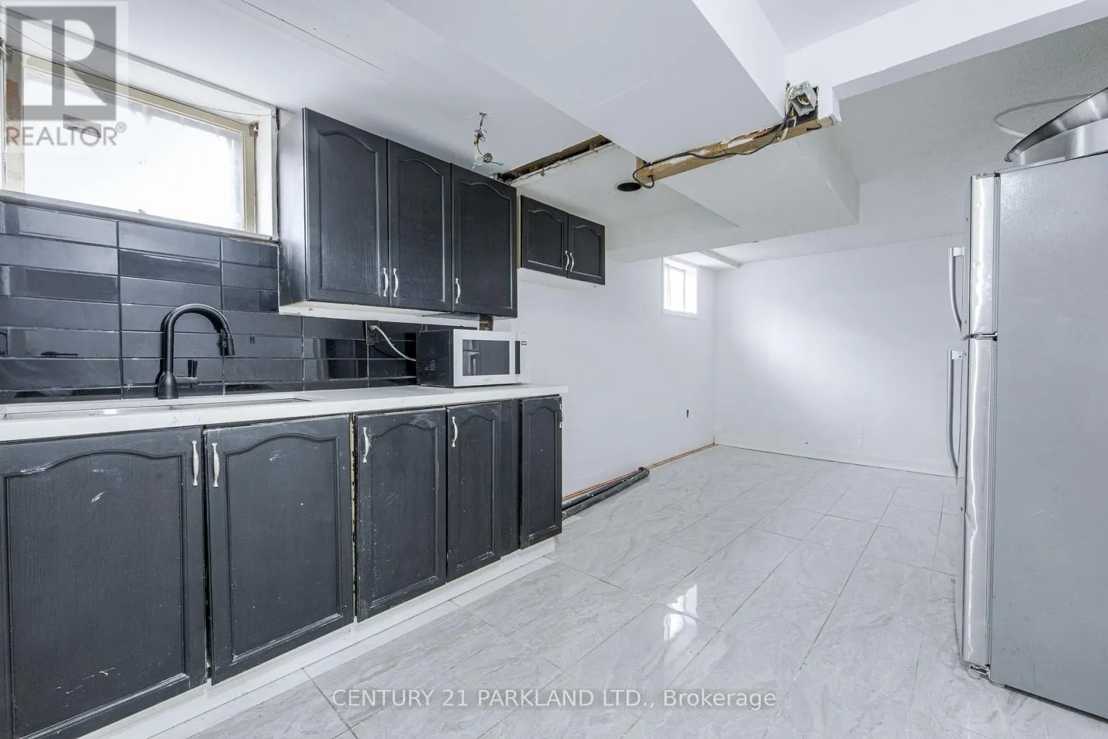 22 GATESVIEW AVENUE