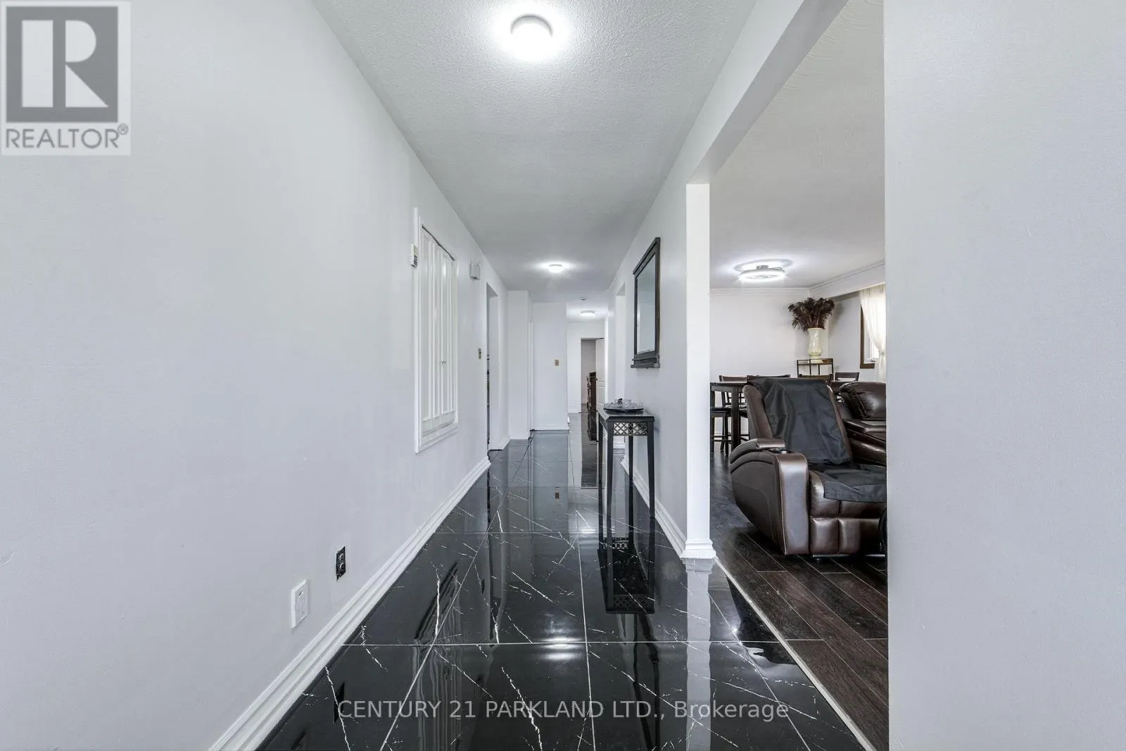 22 GATESVIEW AVENUE