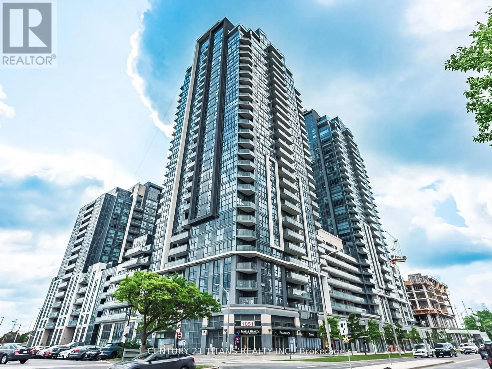 203 - 30 MEADOWGLEN PLACE