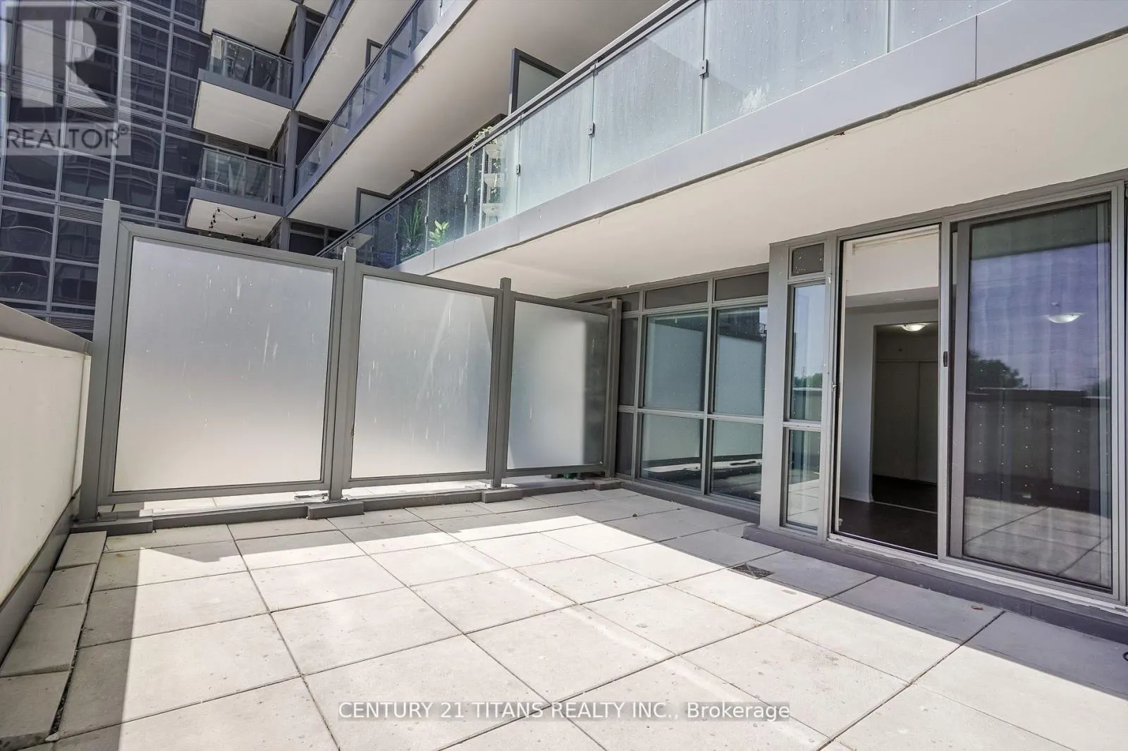 203 - 30 MEADOWGLEN PLACE