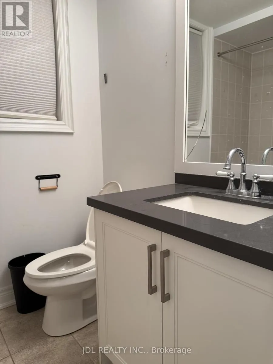 2 FAIRHEAD MEWS