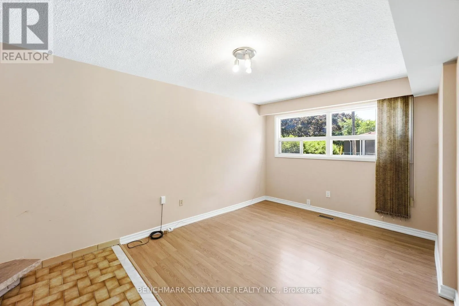 51 BAYBROOK CRESCENT