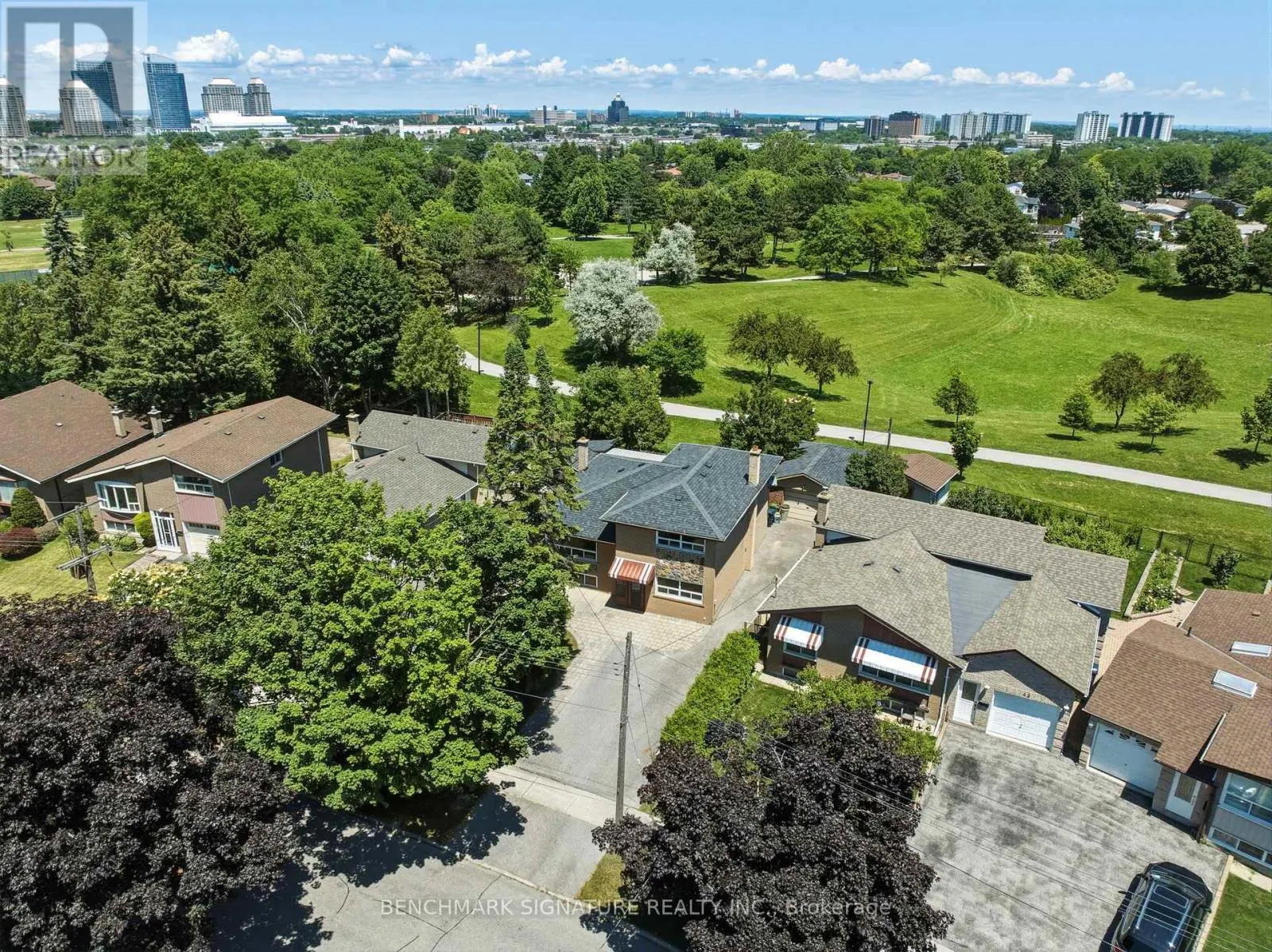 51 BAYBROOK CRESCENT