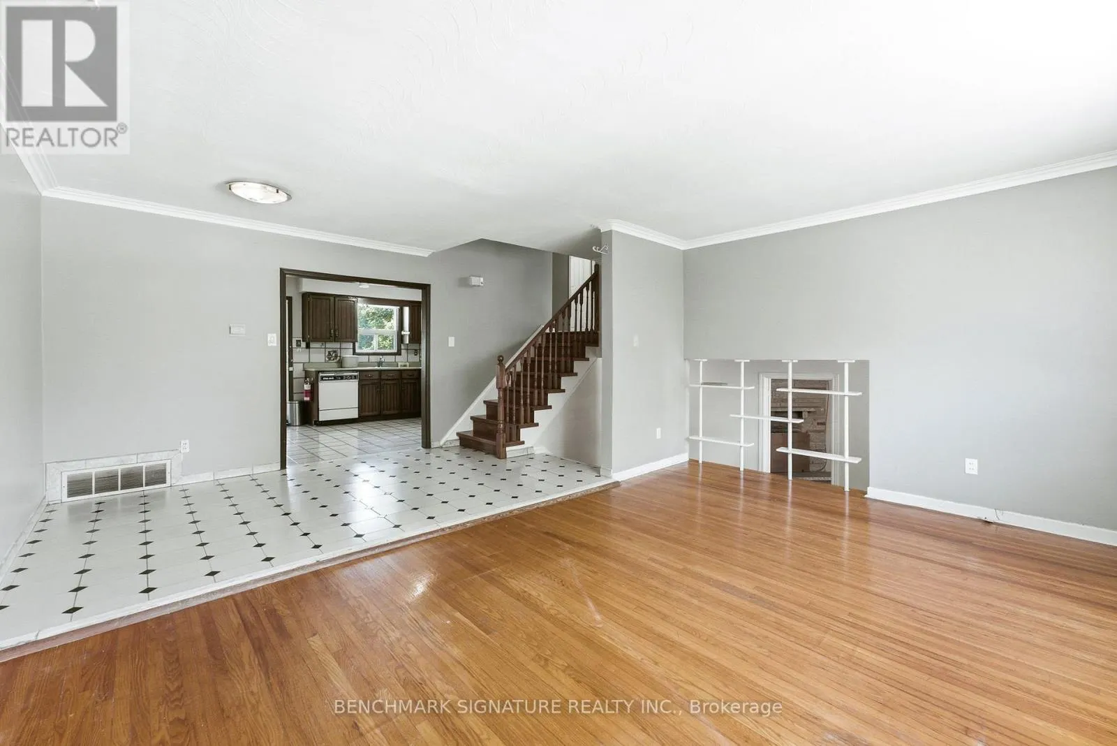 51 BAYBROOK CRESCENT