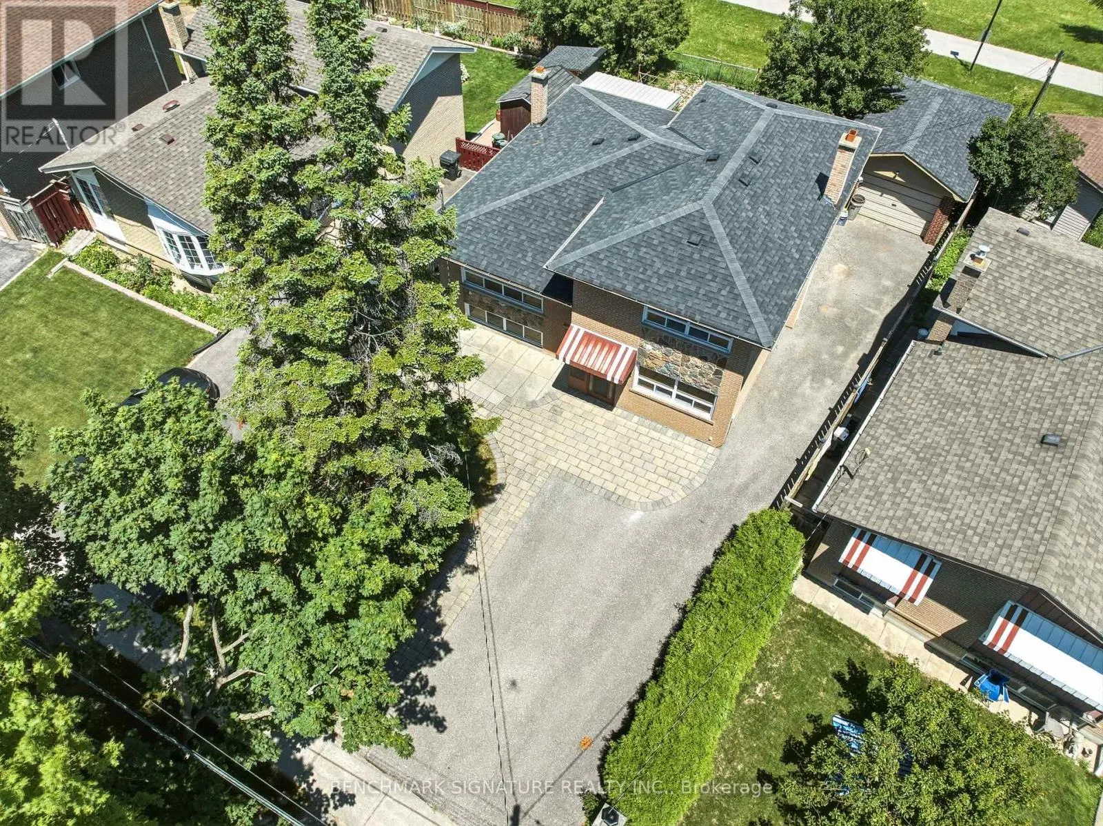 51 BAYBROOK CRESCENT