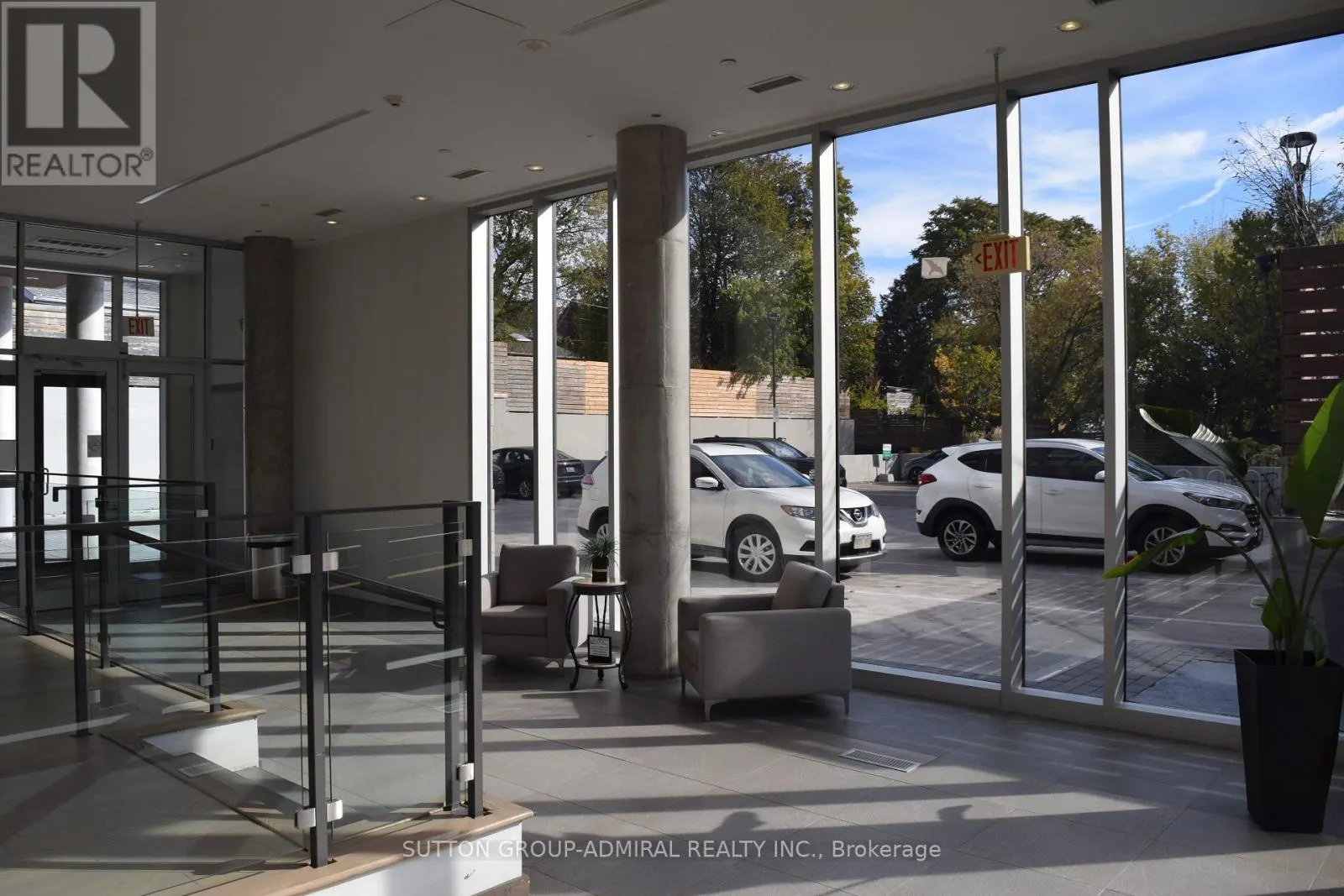 UNIT# 411 - 2055 DANFORTH AVENUE