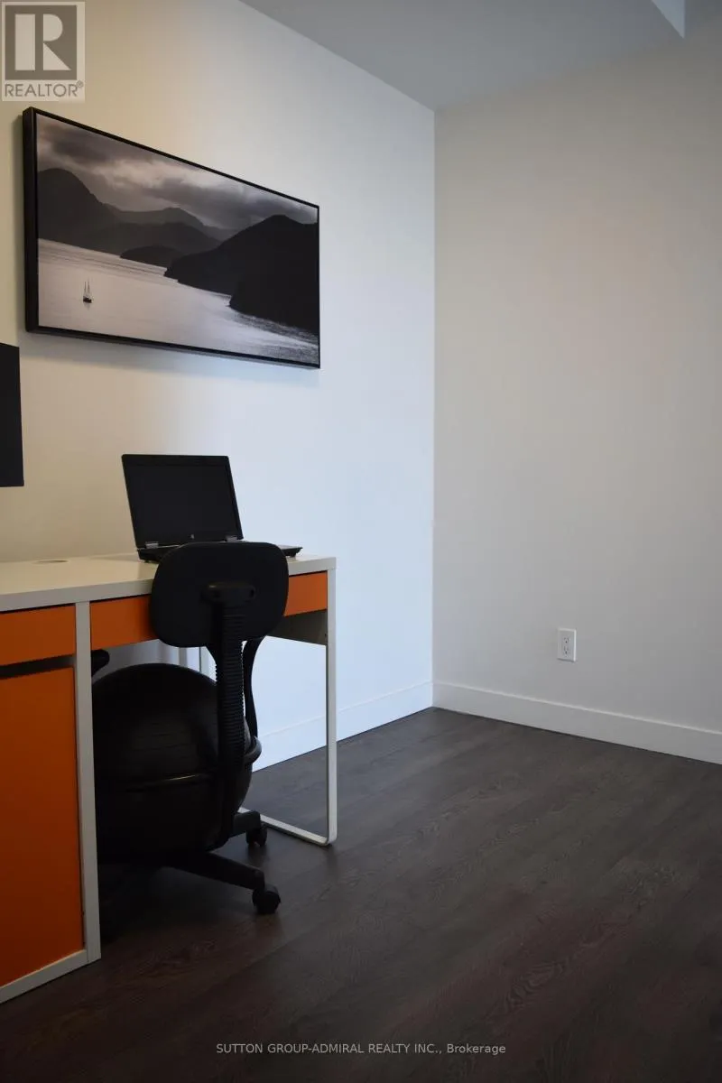 UNIT# 411 - 2055 DANFORTH AVENUE