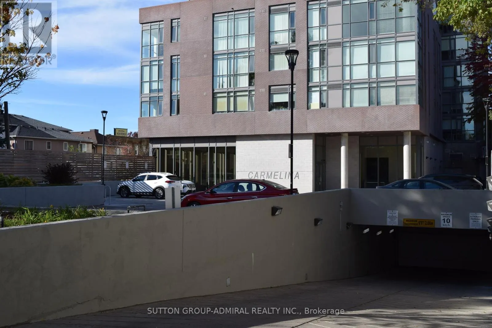 UNIT# 411 - 2055 DANFORTH AVENUE