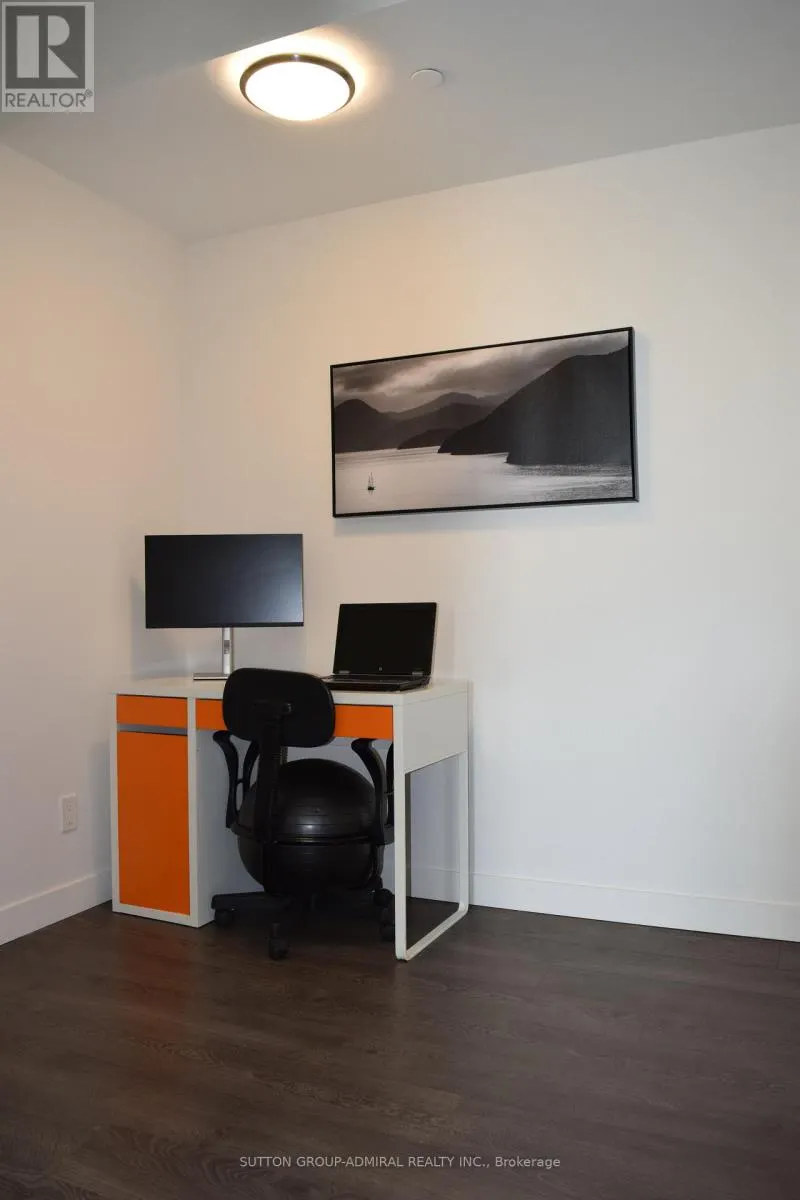 UNIT# 411 - 2055 DANFORTH AVENUE