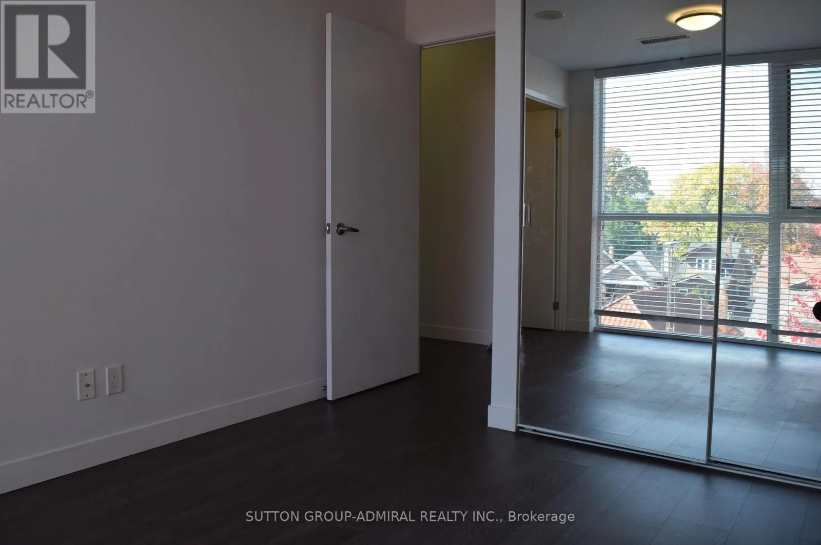 UNIT# 411 - 2055 DANFORTH AVENUE