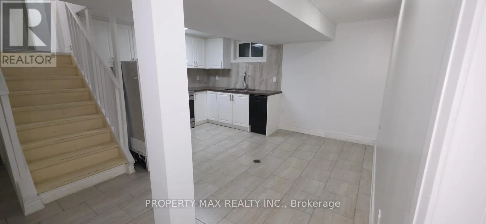 BSMT - 30 GLENABBEY DRIVE