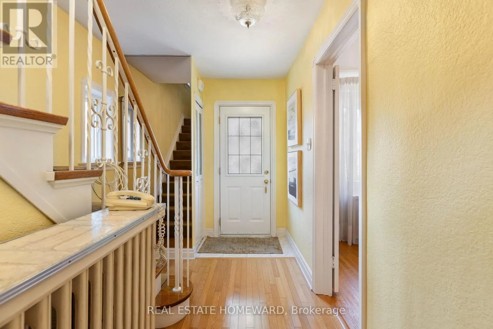 275 BLANTYRE AVENUE