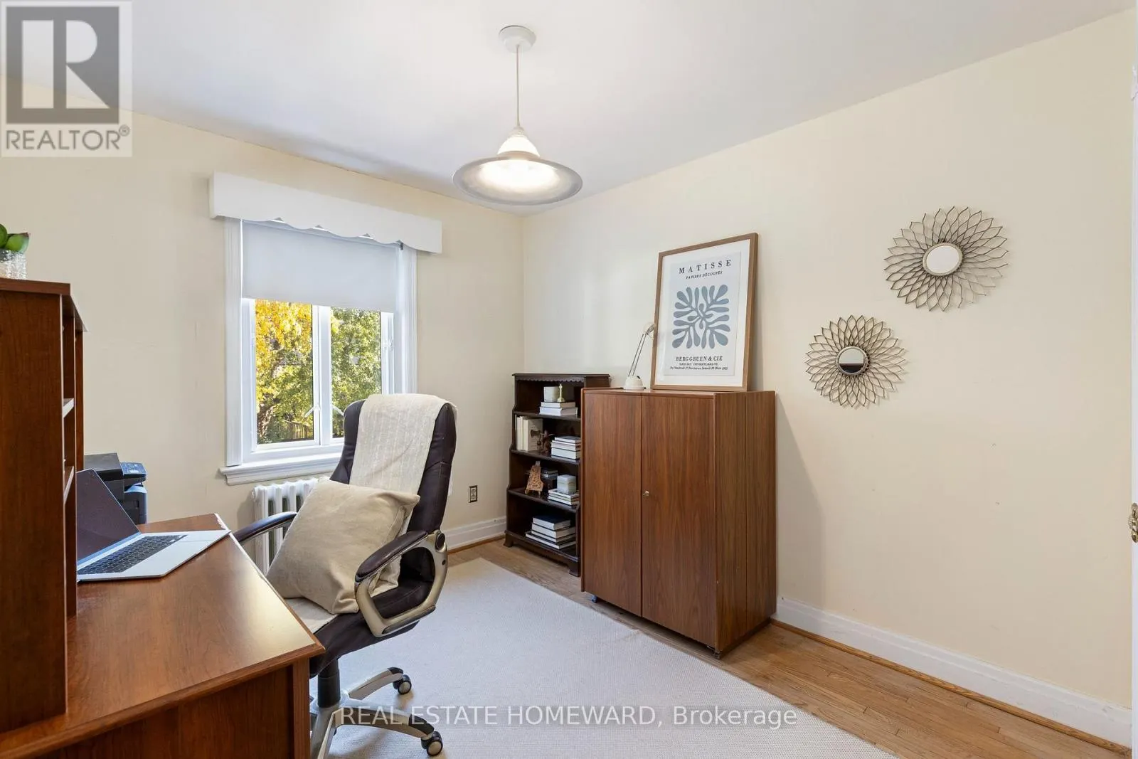 275 BLANTYRE AVENUE
