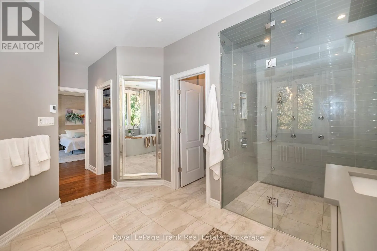 3705 COCHRANE STREET