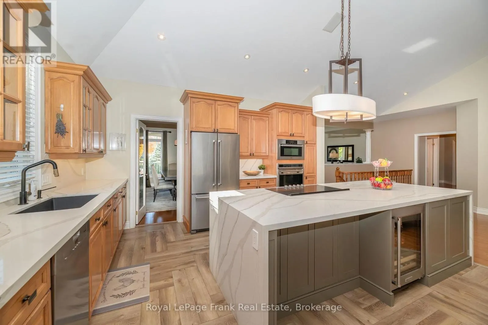 3705 COCHRANE STREET