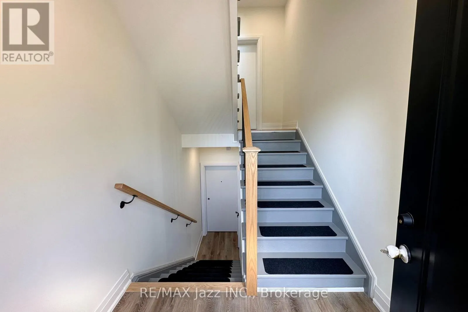 MAIN - 639 HORTOP STREET #MAIN