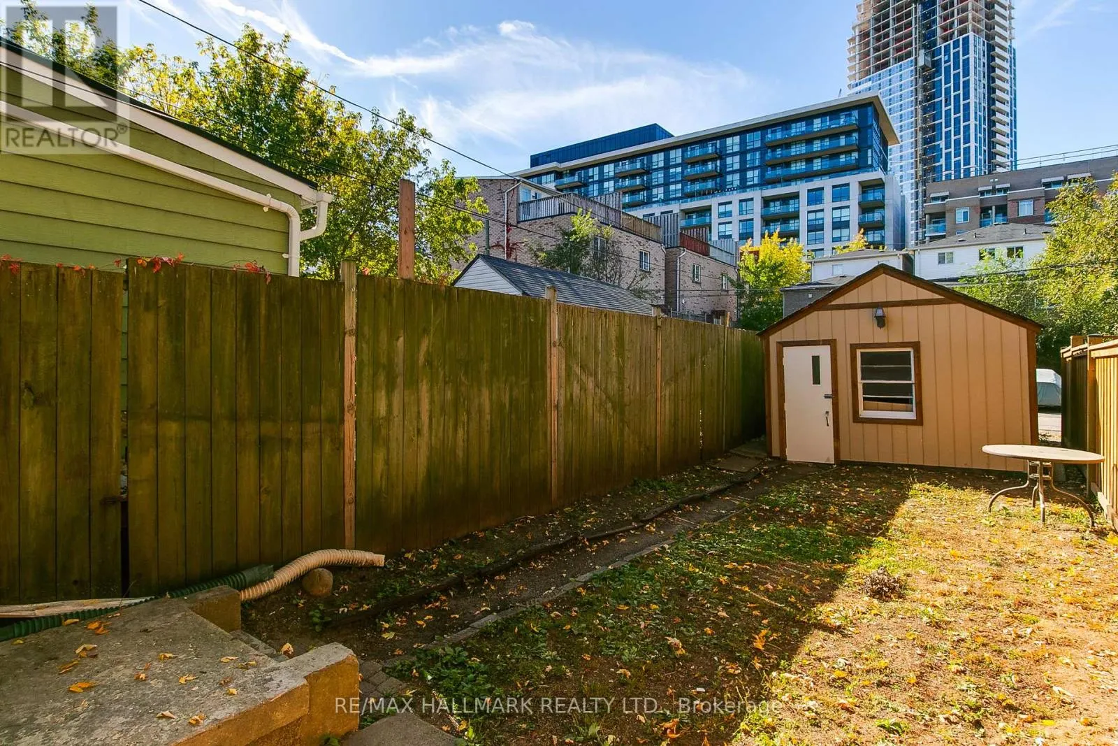 20 KELVIN AVENUE