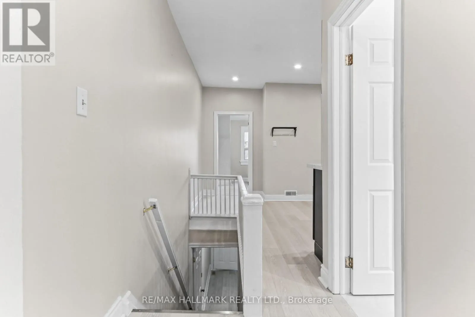 20 KELVIN AVENUE
