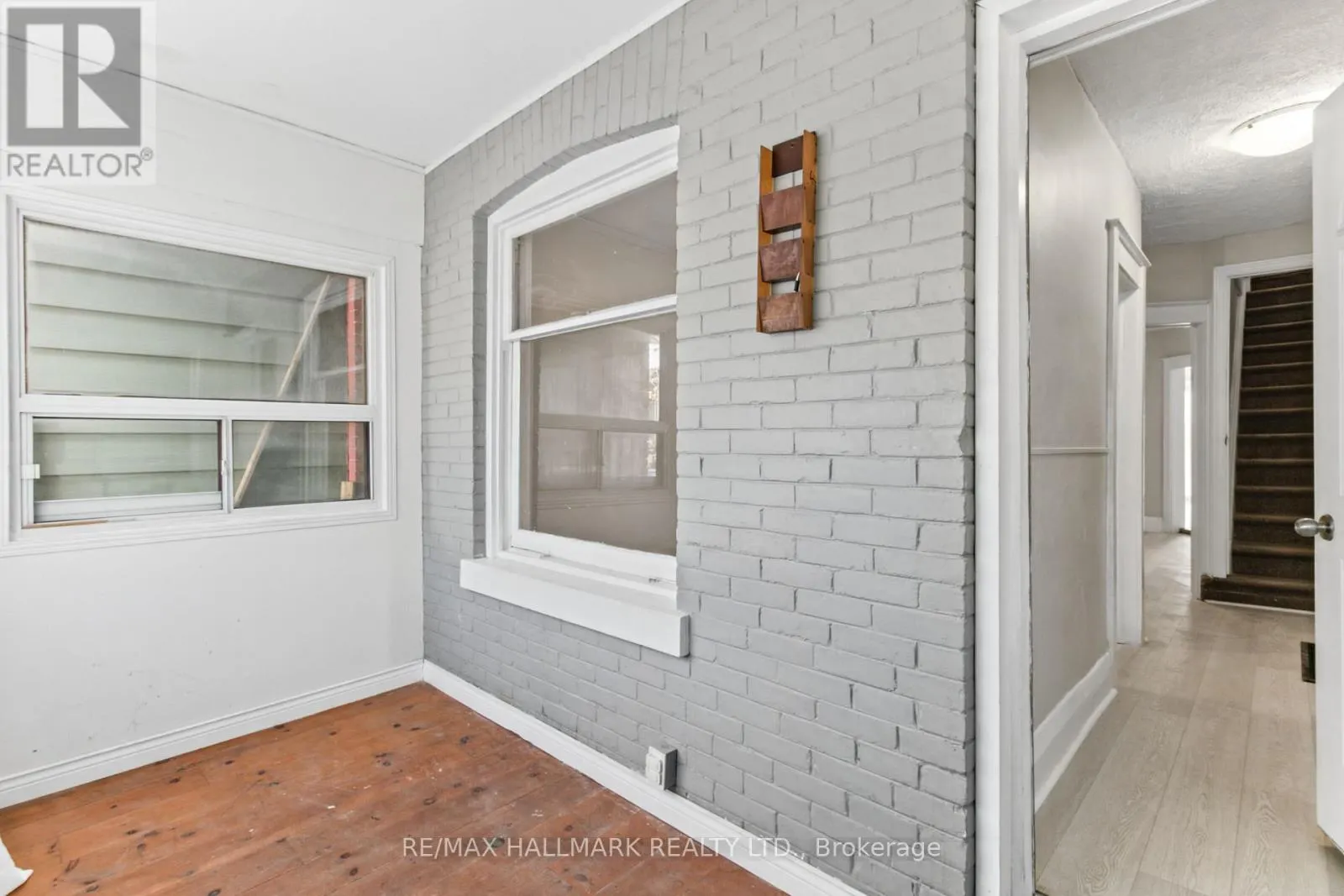 20 KELVIN AVENUE
