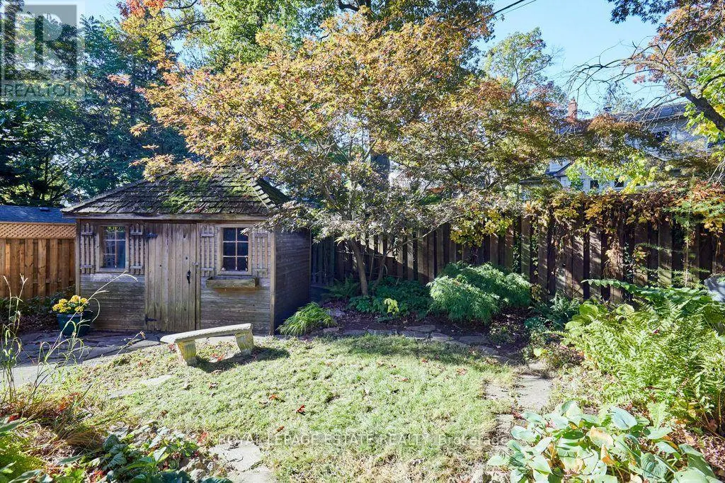 26 BINGHAM AVENUE