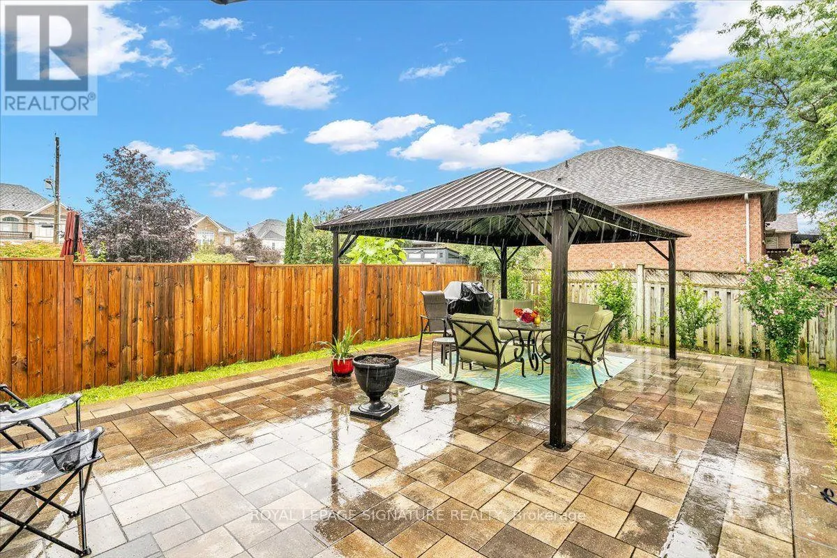 3 GRIFFEN PLACE
