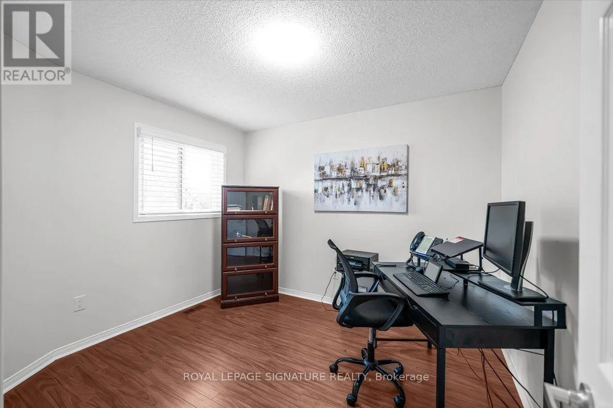 3 GRIFFEN PLACE