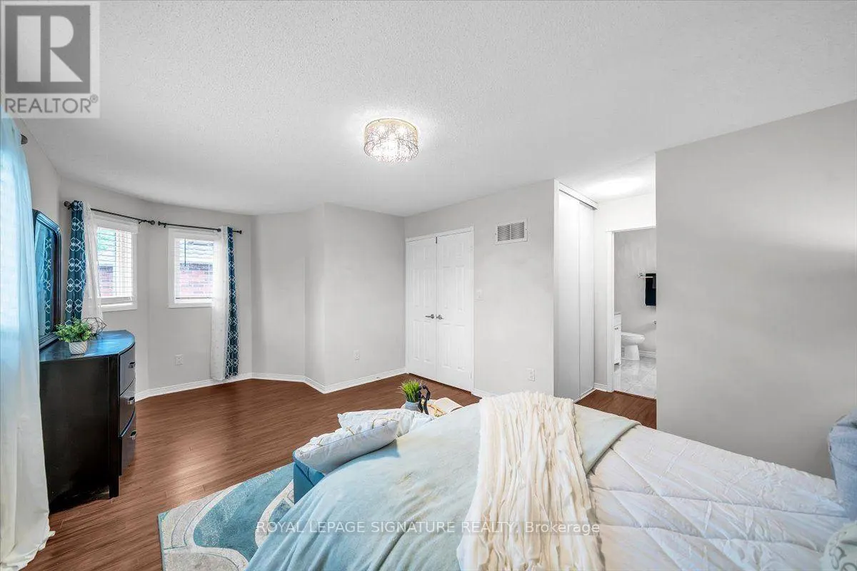 3 GRIFFEN PLACE