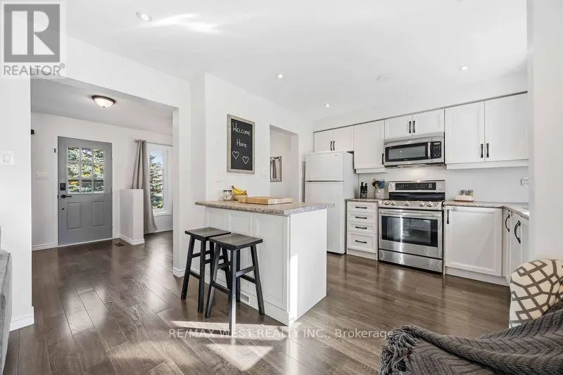 67 WOODSTONE PLACE