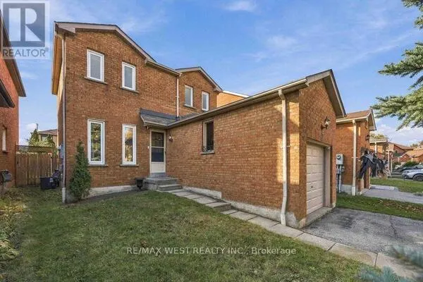67 WOODSTONE PLACE