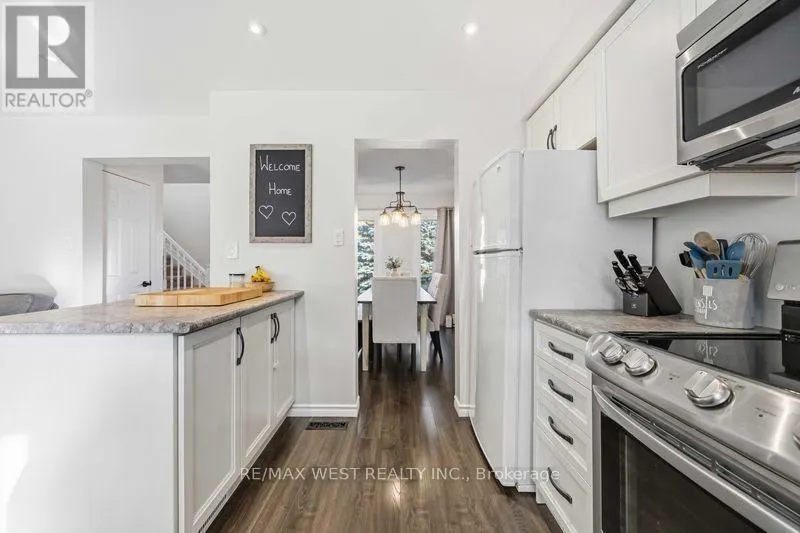 67 WOODSTONE PLACE