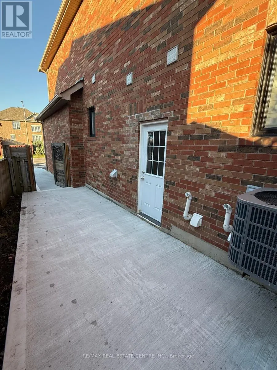 BSMT - 155 WALLER STREET