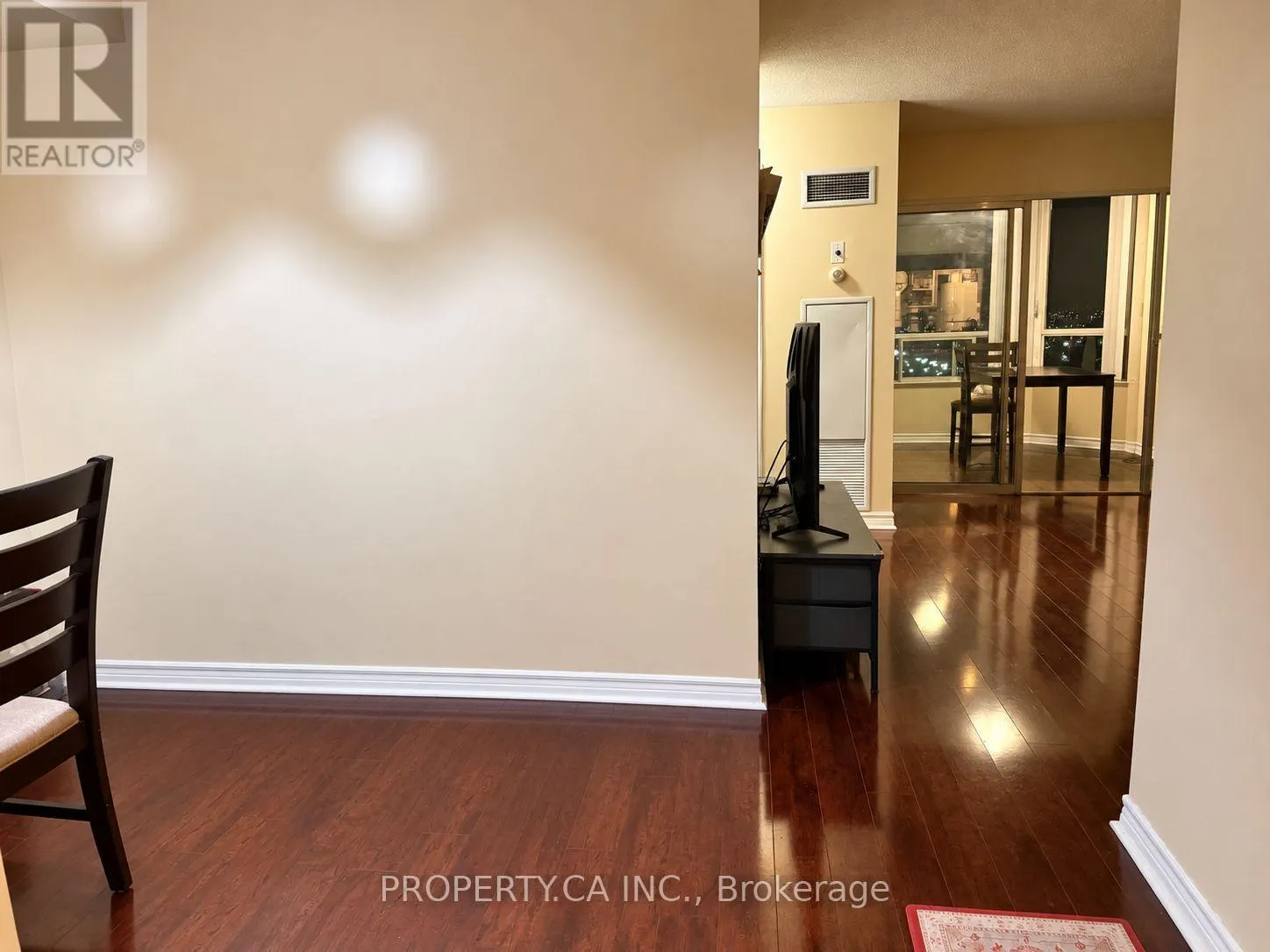 2837 - 68 CORPORATE DRIVE