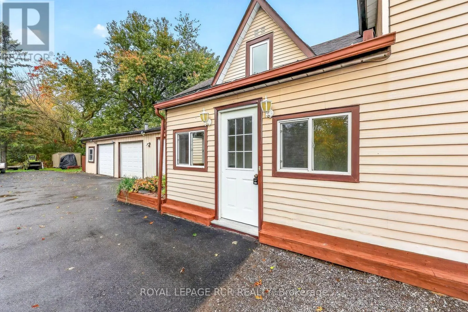 22984 HIGHWAY 12 ROAD