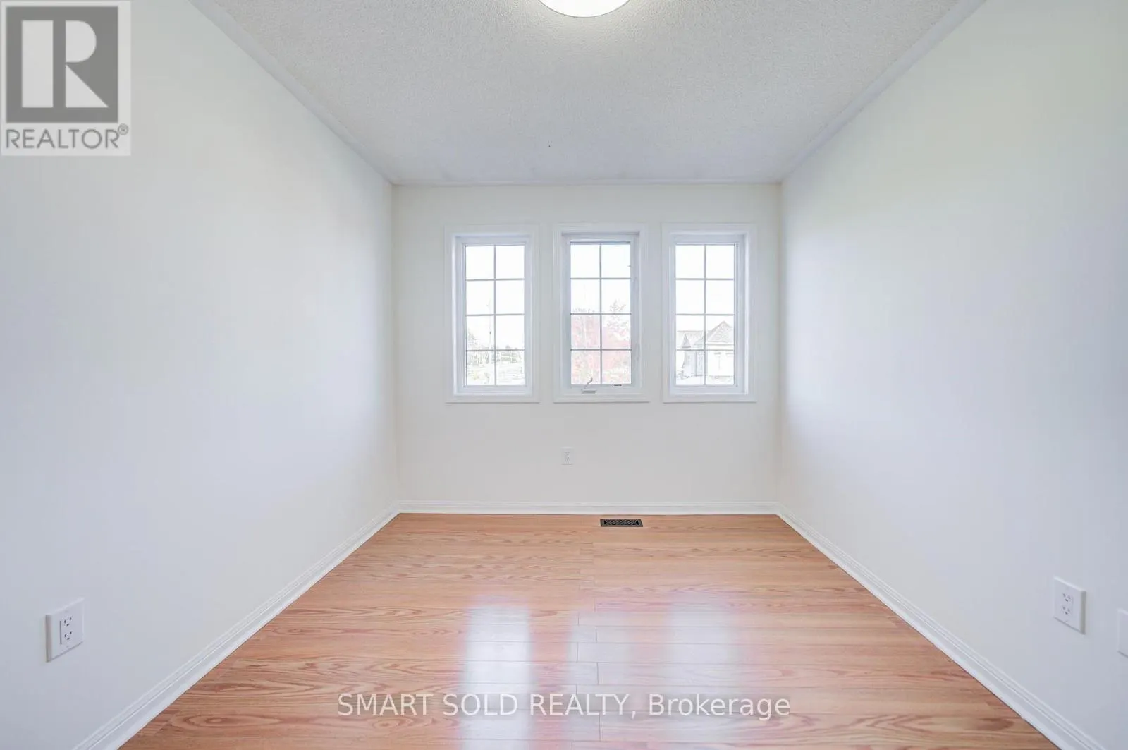 47 ROBIDEAU PLACE