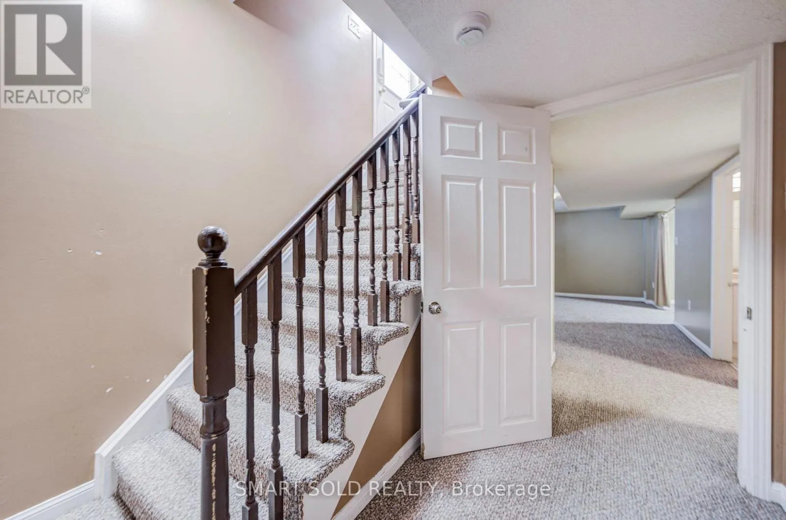 47 ROBIDEAU PLACE