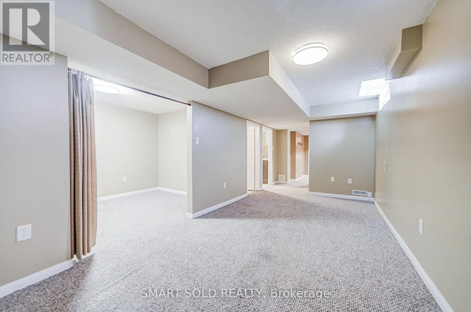 47 ROBIDEAU PLACE