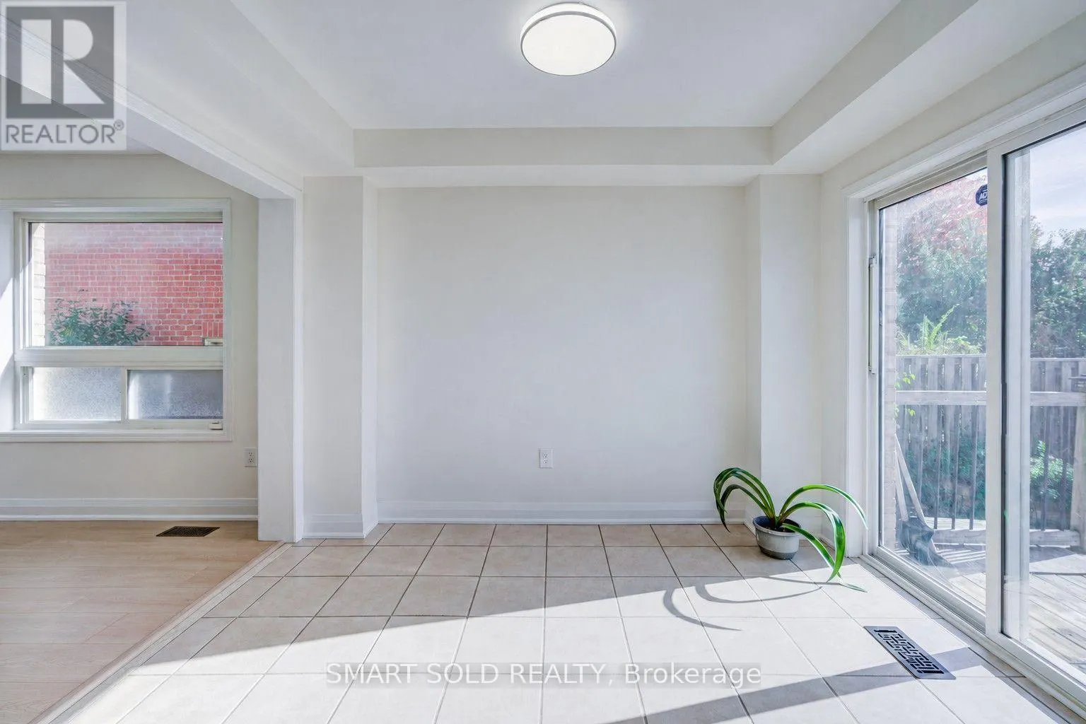 47 ROBIDEAU PLACE