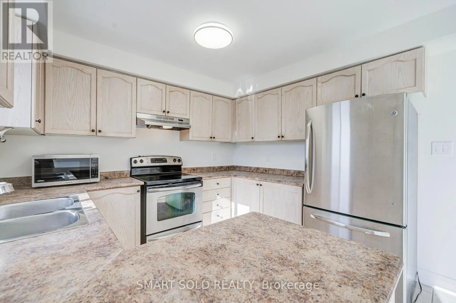 47 ROBIDEAU PLACE