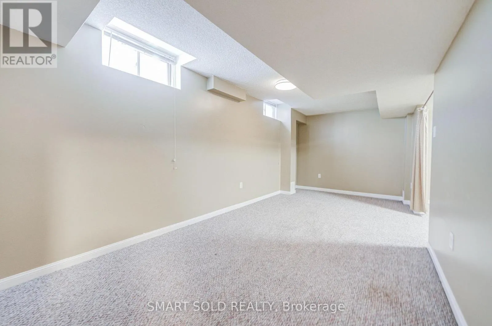47 ROBIDEAU PLACE