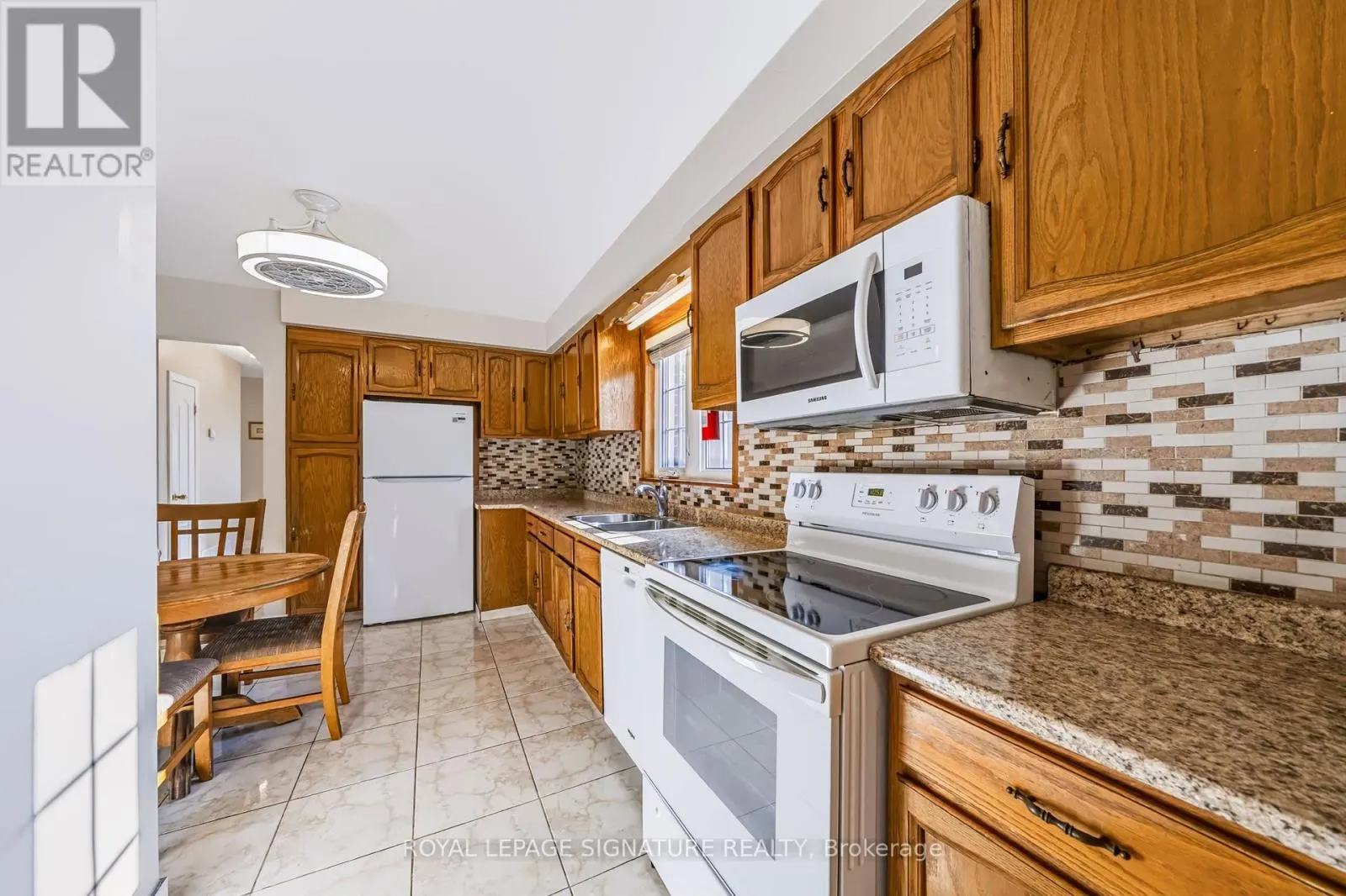 1377 BIRCHMOUNT ROAD